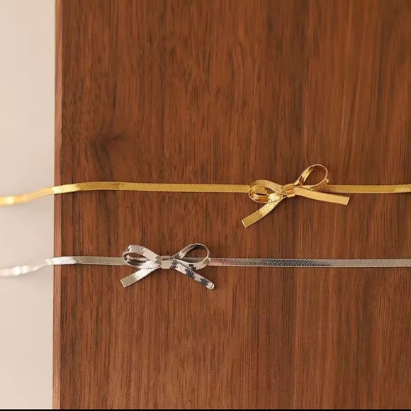 Gold Bow Choker Necklace — Delicate Minimal Design - Picture 4 of 8